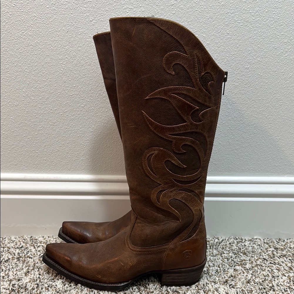 Ariat Genuine Leather Cowboy Boots